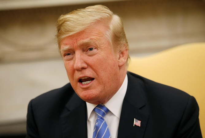 D. Trumpas sako esąs patenkintas ryšiais su Pchenjanu