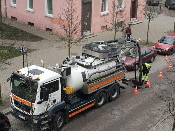 Klaipėdiečiams kilo įtarimų dėl tarnybų darbo: kodėl gatvėje vyko sujudimas?