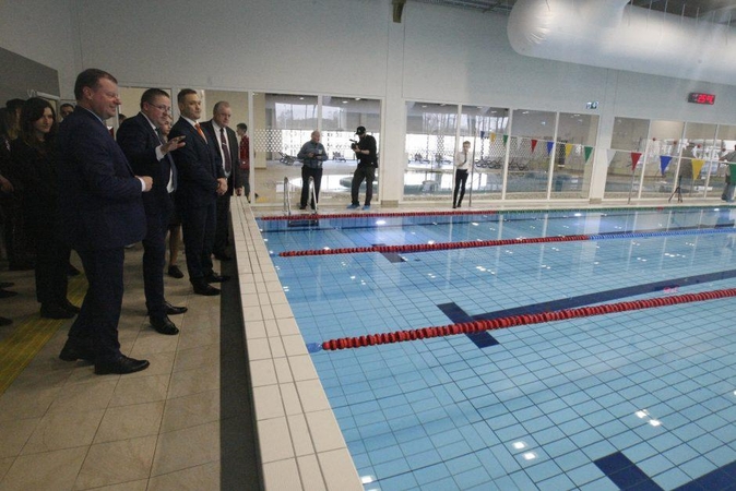 Vyriausybė svarstys savivaldybių siūlymą leisti joms pačioms valdyti arenas, baseinus