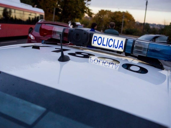 Šiauliuose negyvas vyras rastas viešojo transporto stotelėje