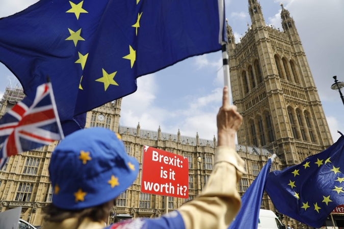Rusija įtariama dariusi įtaką ir „Brexit“ referendumui