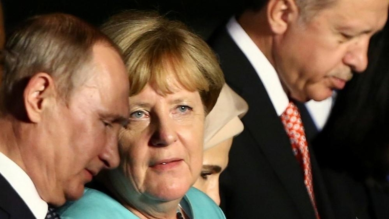 V. Putinas, A. Merkel ir R. T. Erdoganas aptarė Irano branduolinį susitarimą