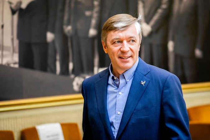 „Valstiečių“ pirmininku perrinktas R. Karbauskis