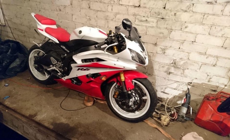 Brangiais motociklais prekiavę palangiškiai kaltinami mokesčių vengimu