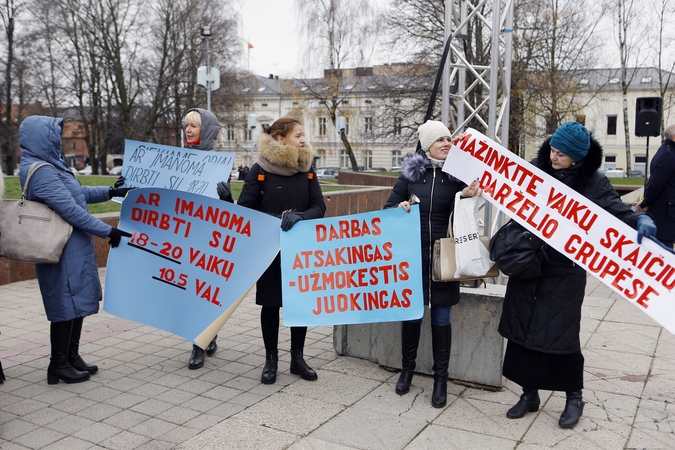 Pandemijos metu Klaipėdos mokyklų direktoriai skatinami nepelnytai?