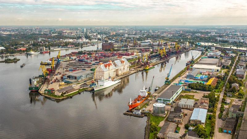 Rusijos baimės dėl Gdansko ir Klaipėdos uostų: kodėl merdi jūrinė industrija?