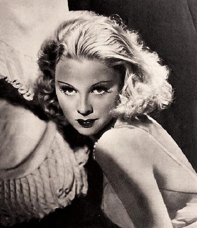 Mirė JAV aktorė M. Carlisle