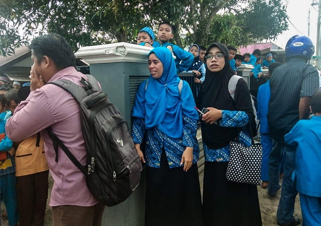 Rytų Indoneziją supurtė žemės drebėjimas: žuvo mažiausiai keturi žmonės