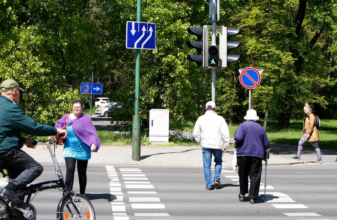 Per gatvę – pamojus berlyniečiui