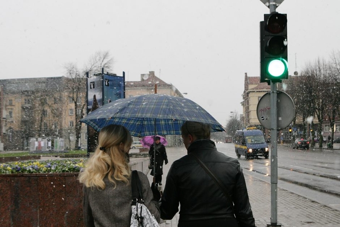 Lietuvą padengė gausus sniegas: ar pajūrio gyventojai sulauks kritulių?
