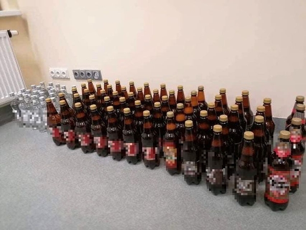 Telšių rajone pareigūnai rado nelegalaus alkoholio, cigarečių kontrabandą