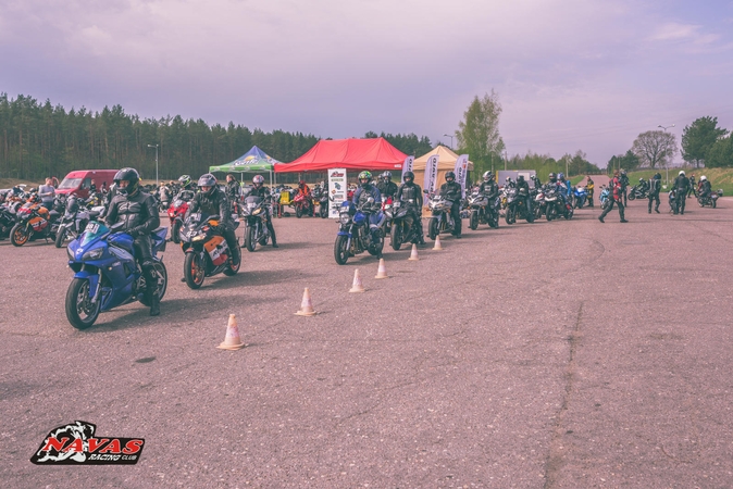 Motociklininkai ir policija vienijasi: ketvirtadienį Kačerginėje – bendri mokymai