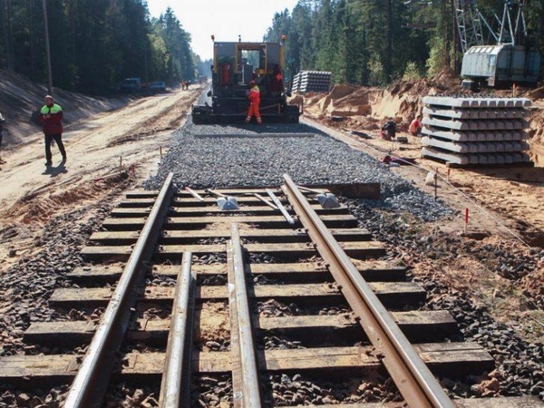 „Lietuvos geležinkeliai“ ruošiasi 480 mln. eurų vertės „Rail Baltica“ konkursams