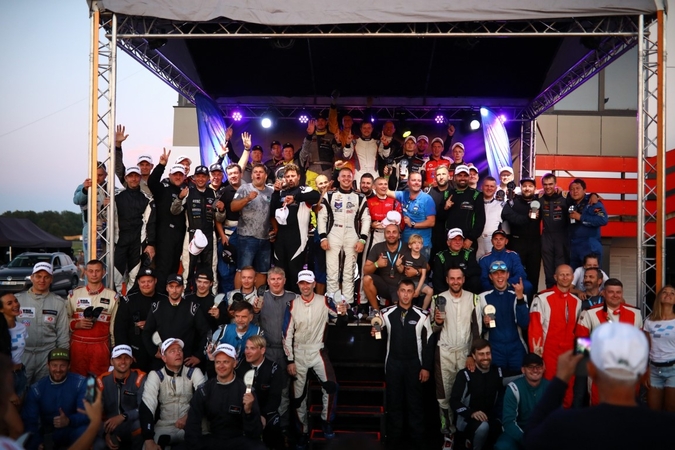 Pirmajame „BEC 6H“ etape pergalę išplėšė „Flash Racing Latvia“
