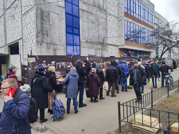 Raudonasis Kryžius baiminasi dėl koronaviruso bangos Ukrainoje