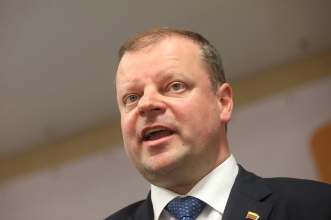 S. Skvernelis į kelio užrašų bylą pasitelkė kalbininką A. Smetoną