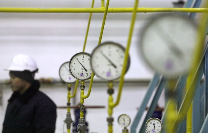 Lenkija ryžtingai nusiteikusi išieškoti iš „Gazprom“ priteistus 1,5 mlrd. dolerių