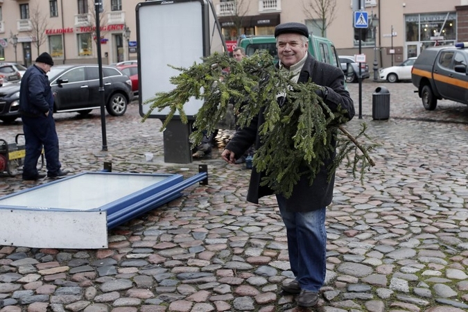 Skelbiamos vietos, kur Klaipėdoje galima palikti nupuoštas eglutes