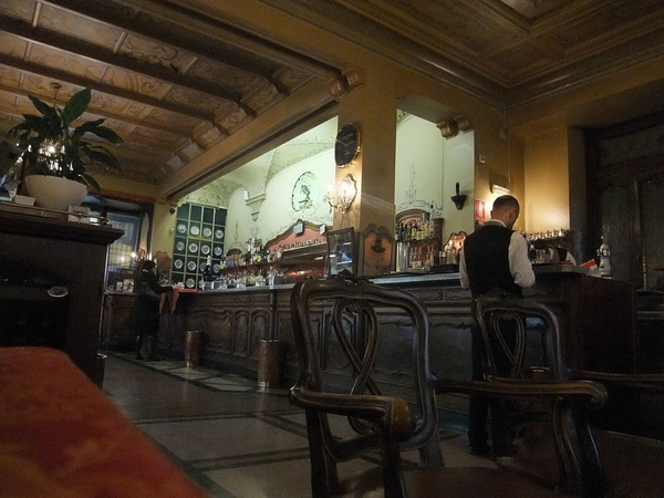 Airijoje švelninamas karantinas: atsidarys bažnyčios, kavinės ir restoranai