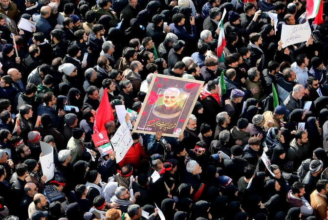Ar Q. Suleimani likvidavimas gali sukelti problemų amerikiečių diplomatijai?