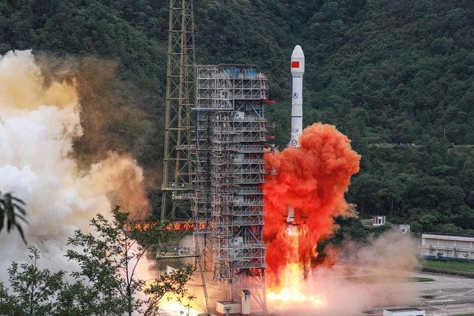 Kinija paleido paskutinį savo palydovinės navigacijos tinklo palydovą
