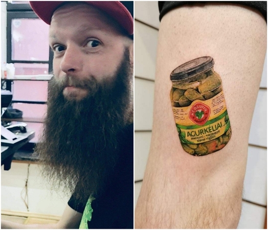 Kėdainių agurkėliai ant klaipėdiečio kūno virto tatuiruote