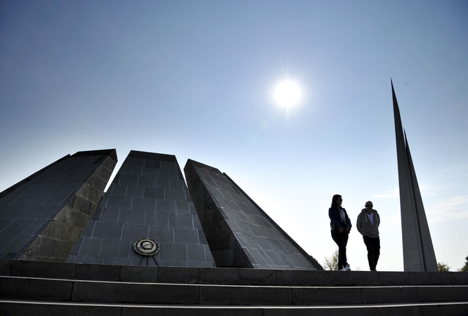 Azerbaidžanas pasmerkė JAV Atstovų Rūmų sprendimą pripažinti armėnų genocidą