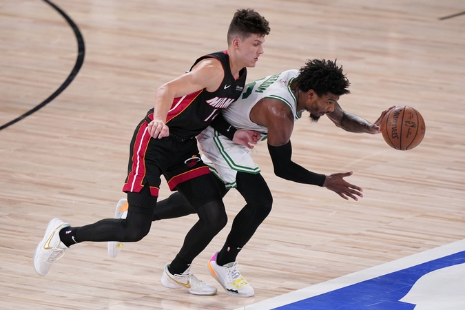 Atidedamos „Celtics“ ir „Heat“ rungtynės