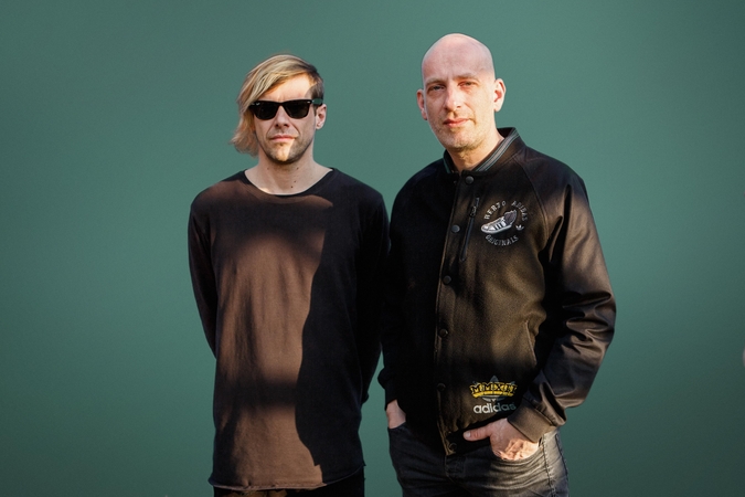 Naujame „Happyendless“ albume – tai, apie ką dabar galvoja visi
