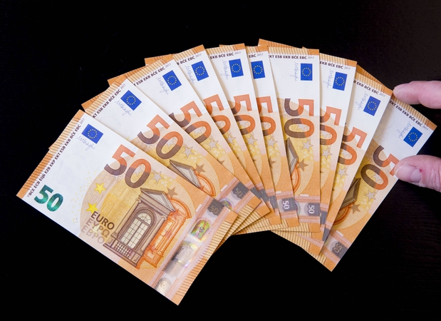 Europos Parlamentas perspėjo galįs blokuoti ES daugiametį biudžetą