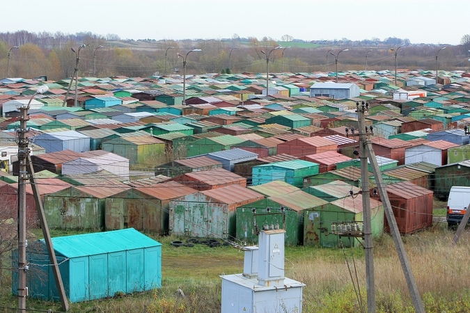 Savivaldybės reikalavimas nusikelti turtą – nė motais: garažų savininkai maištauja?