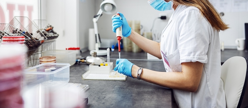 Vokietijos milžinė „Bayer“ planuoja gaminti „Curevac“ sukurtą vakciną