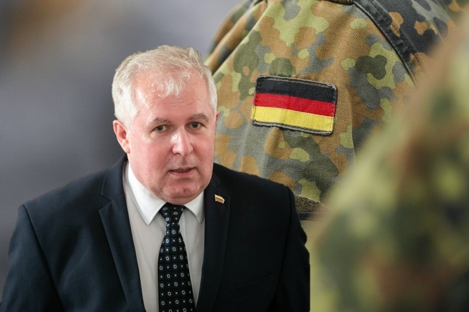 A. Anušauskas: su Vokietija vyksta pokalbiai dėl papildomų karių siuntimo į Lietuvą