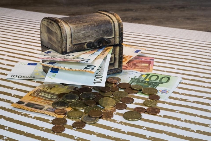 Statistika: beveik penktadalis žmonių visiškai nesitiki nors kiek sutaupyti