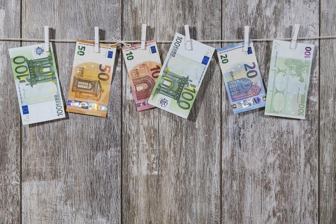 Lietuva svarsto bankų mokestį: kitos šalys jį jau vadina „kvailu“ ir ketina atšaukti