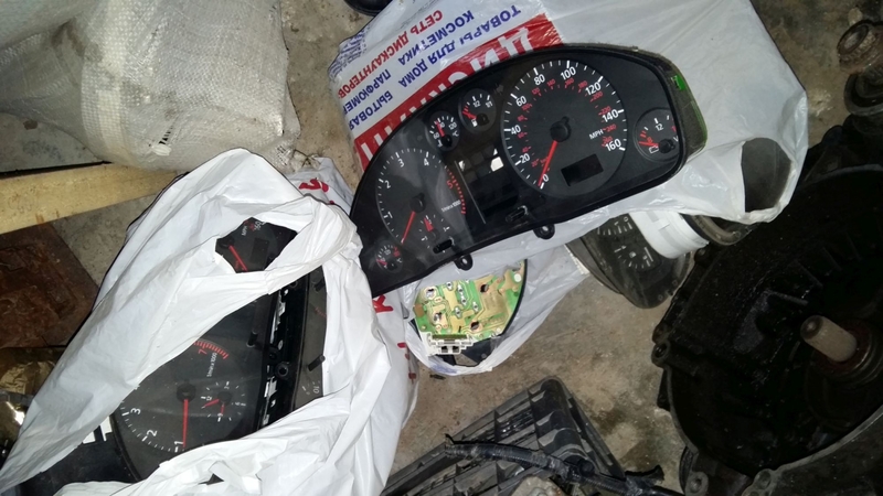 Šiauliuose prieš teismą stos automobilio ridos klastojimu kaltinami asmenys