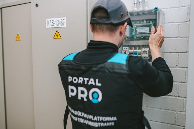 Darbų platformos „PortalPRO“ meistras: pats sau ponas esi