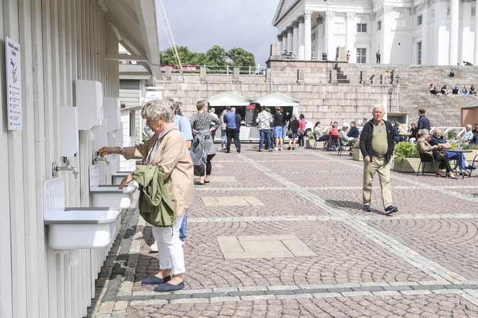 Suomija leis daugiau nei 500 žmonių susibūrimus