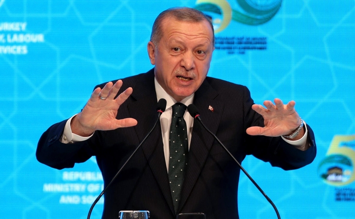 R. T. Erdoganas žada perkelti milijoną sirų pabėgėlių į „saugumo zoną“