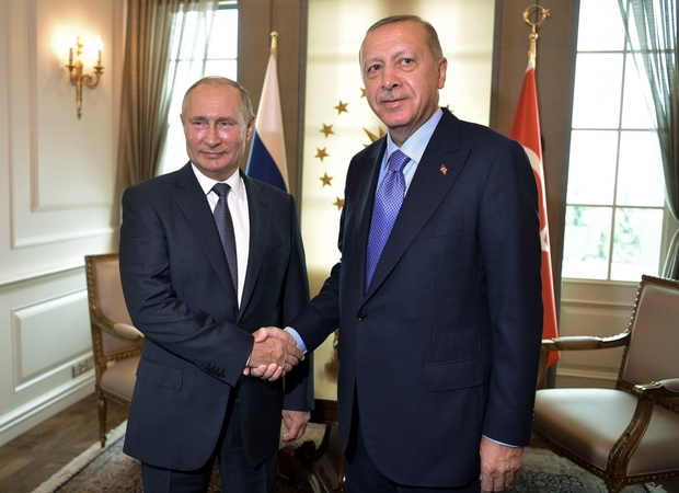 Į Turkiją atvyko Rusijos ir Irano prezidentai – derėsis dėl Sirijos klausimo