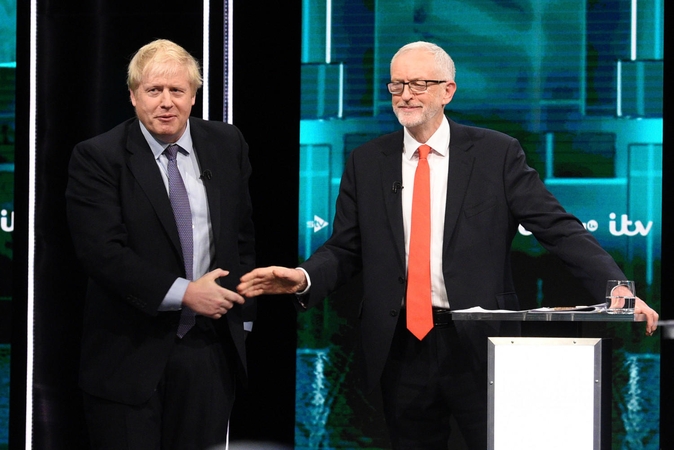 B. Johnsonas ir J. Corbynas susikovė debatuose: premjeras žėrė kritiką dėl pažadų