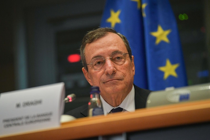 ECB vadovas: reikia priimti reikšmingo dydžio euro zonos biudžetą