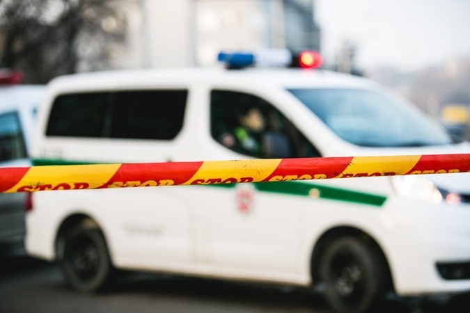 Krūmuose Vilniuje rastas vyro lavonas