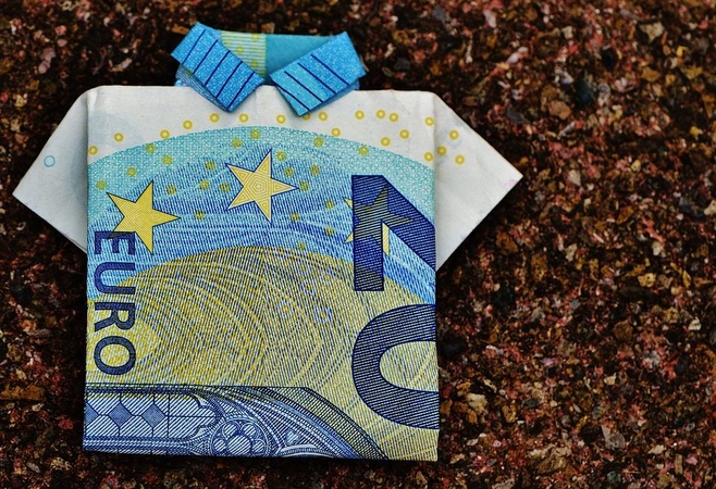 Parlamentarų grupė siūlo inicijuoti Valstybinio komercinio banko steigimą