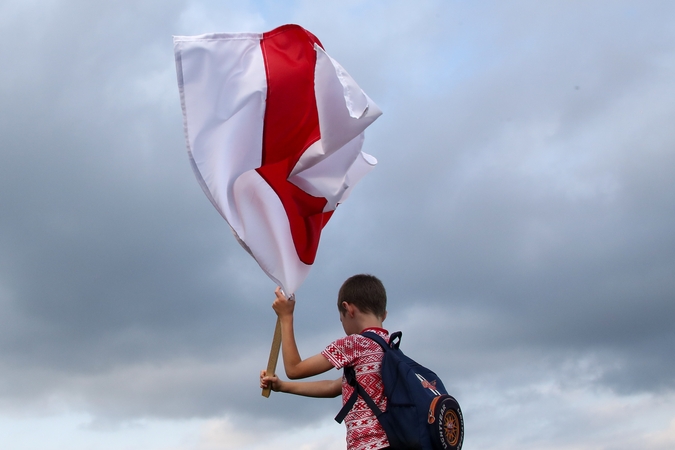 Latvijoje prie Baltarusijos sienos rengiamas solidarumo žygis