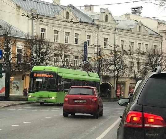 Nesvarbu, kad prieš eismą, svarbu – pirmas?