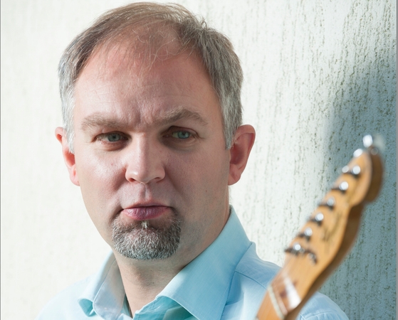 Į Lietuvą grįžęs gitaristas M. Kuliavas: pirmoji mano gitara kainavo 3 rublius