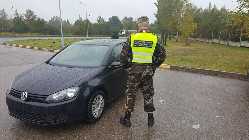 Pasieniečių rankose – Belgijoje vogtas „VW Golf“ 