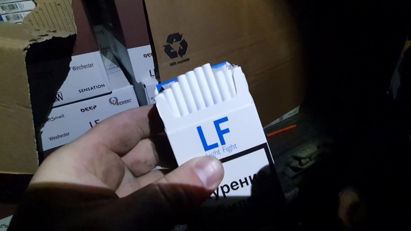 Kauno rajone sulaikyta 3,5 mln. eurų vertės cigarečių kontrabanda ir septyni įtariamieji