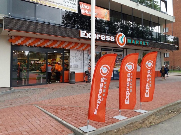 Apstulbo pamatę, kaip per šventes dirbs „Express Market“: jiems nėra nieko švento!
